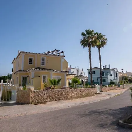 Vilamoura With Private Pool וילה *