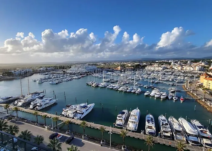 Vilamoura With Private Pool Villa