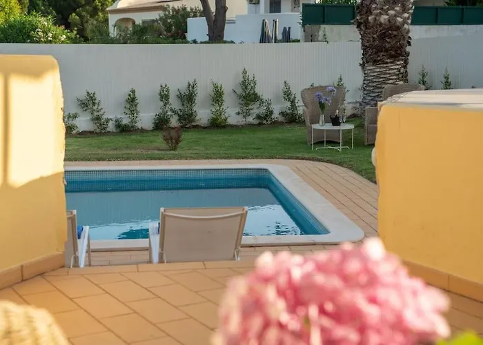 Vilamoura With Private Pool Villa *
