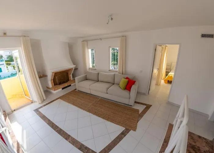 Vilamoura With Private Pool Villa