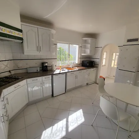 Vilamoura With Private Pool Villa