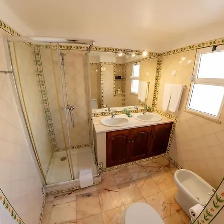 Vilamoura With Private Pool Villa *