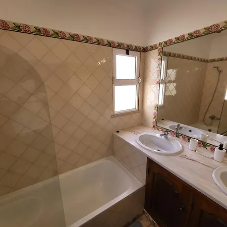 Vilamoura With Private Pool فيلة *